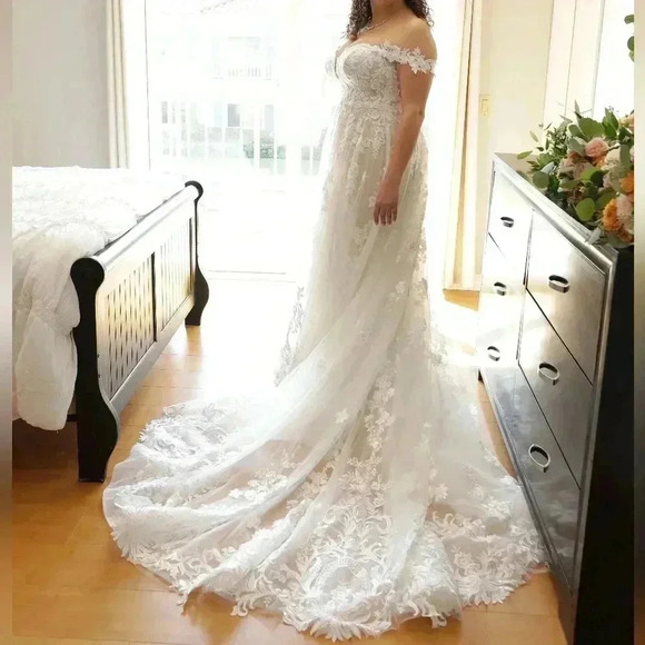 Martina Liana 1228 Wedding Dress